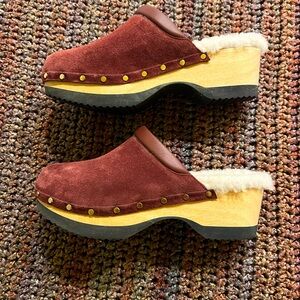 MGemi - Women's Greta Shearling Clogs Size 8